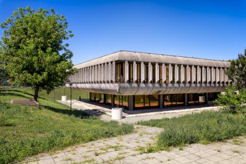 Biblioteca civica Dietrich Bonhoeffer - Esterno