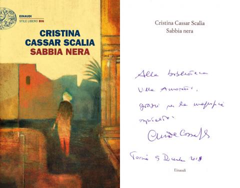 Cristina Cassar Scalia - Sabbia nera (Einaudi, 2018)