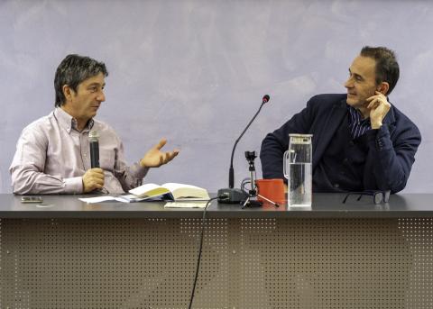 Carlo Grande e Marco Cassardo alla Biblioteca civica Villa Amoretti