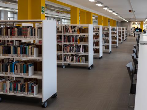 20 novembre 2025 - Inaugurazione del nuovo allestimento - I nuovi scaffali