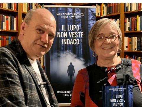 il lupo non veste indaco 